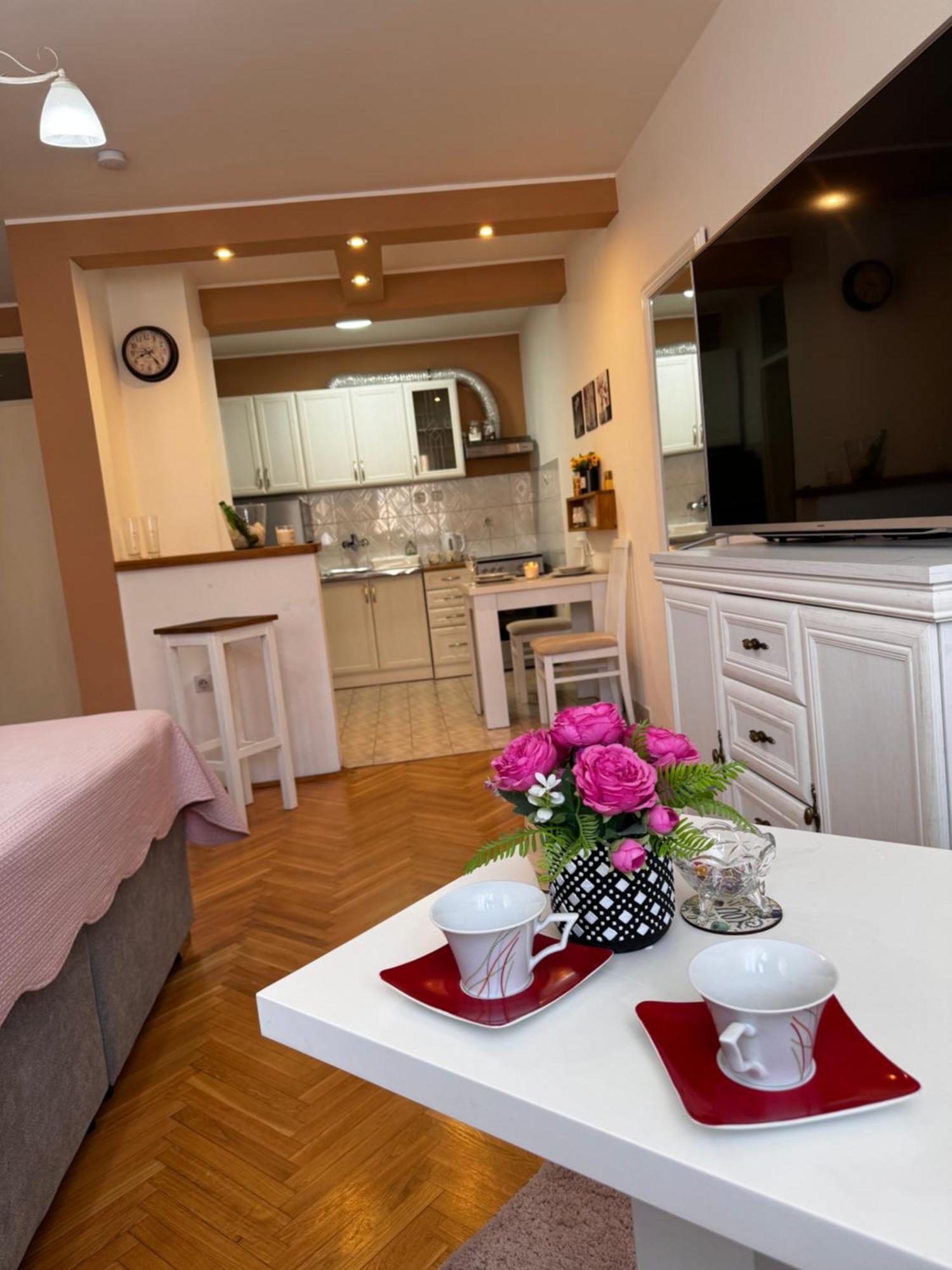 Post Apartmani - Sajam Novi Sad Exterior photo